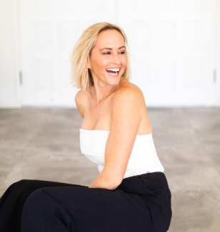 Embrace Sobriety with the Help of Karen Thomson